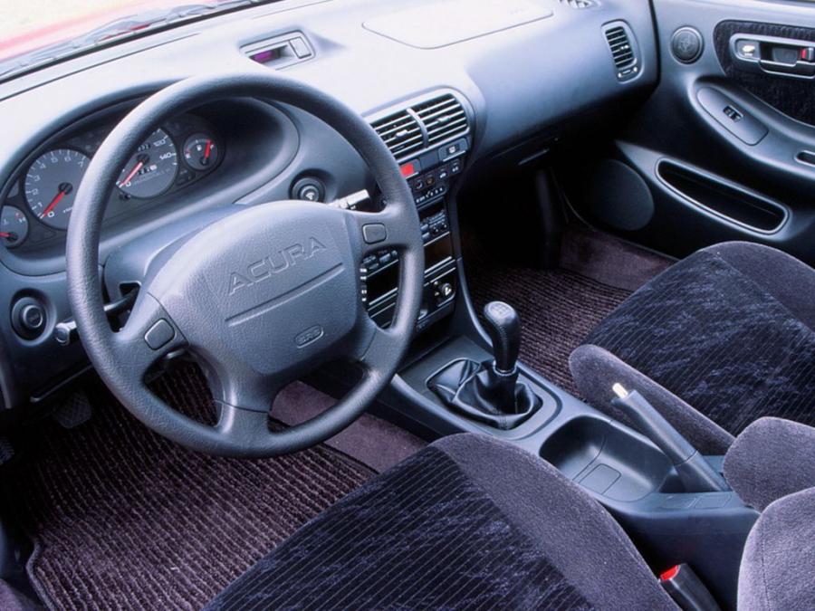 Торпедо Acura Integra GS-R Coupe 1994 года  (фото 5 из 7)
